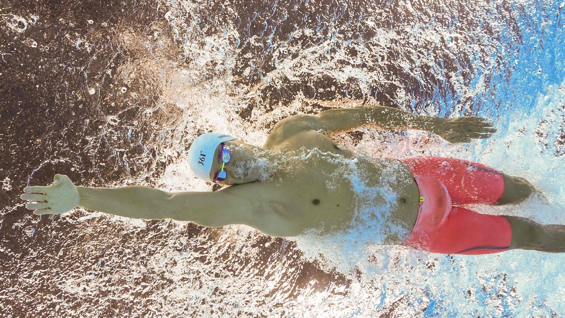 施罗德与东契奇爆发激烈冲突，袭击未中面部上半身 侮辱称呼引发连锁反应