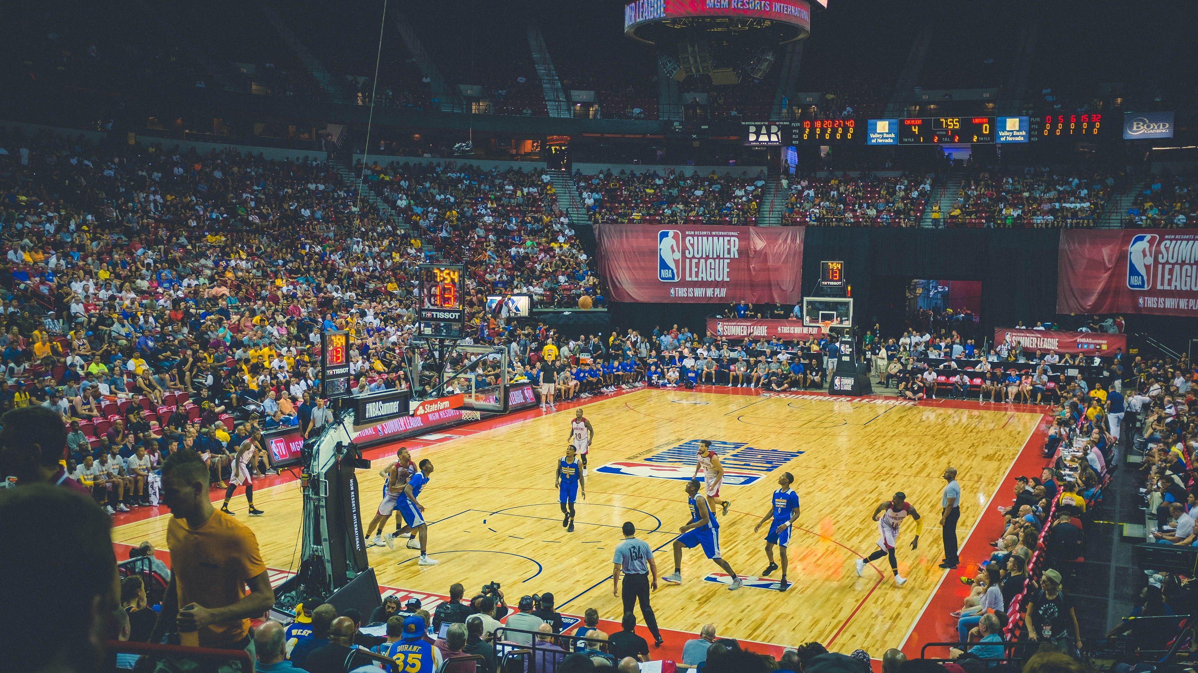 斯洛特感叹，本赛季30场赛前会议28场白费功夫，仅两次对手按预期布阵